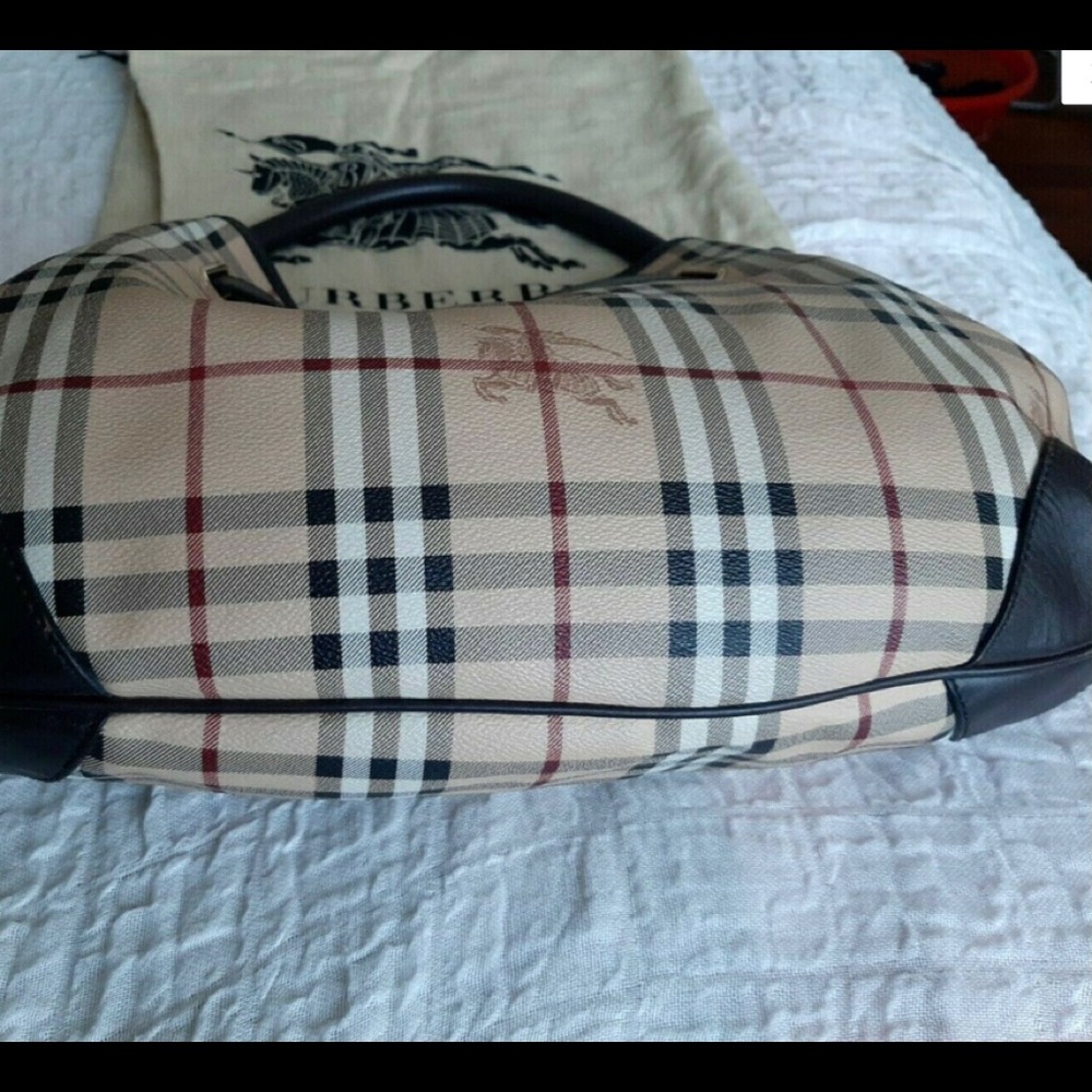 Burberry Willenmore Haymarket Check Medium Hobo Bag - Picture 2 of 13